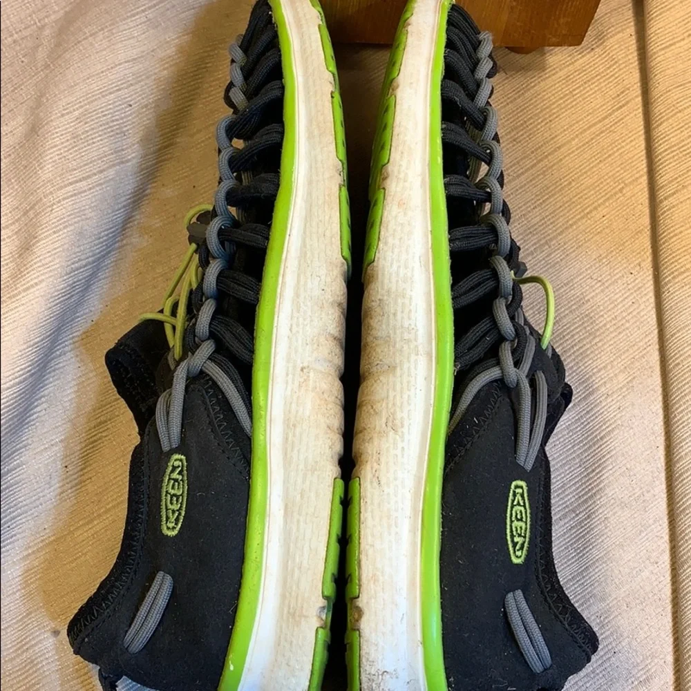 Keen uneek woven sandals preloved light comfort